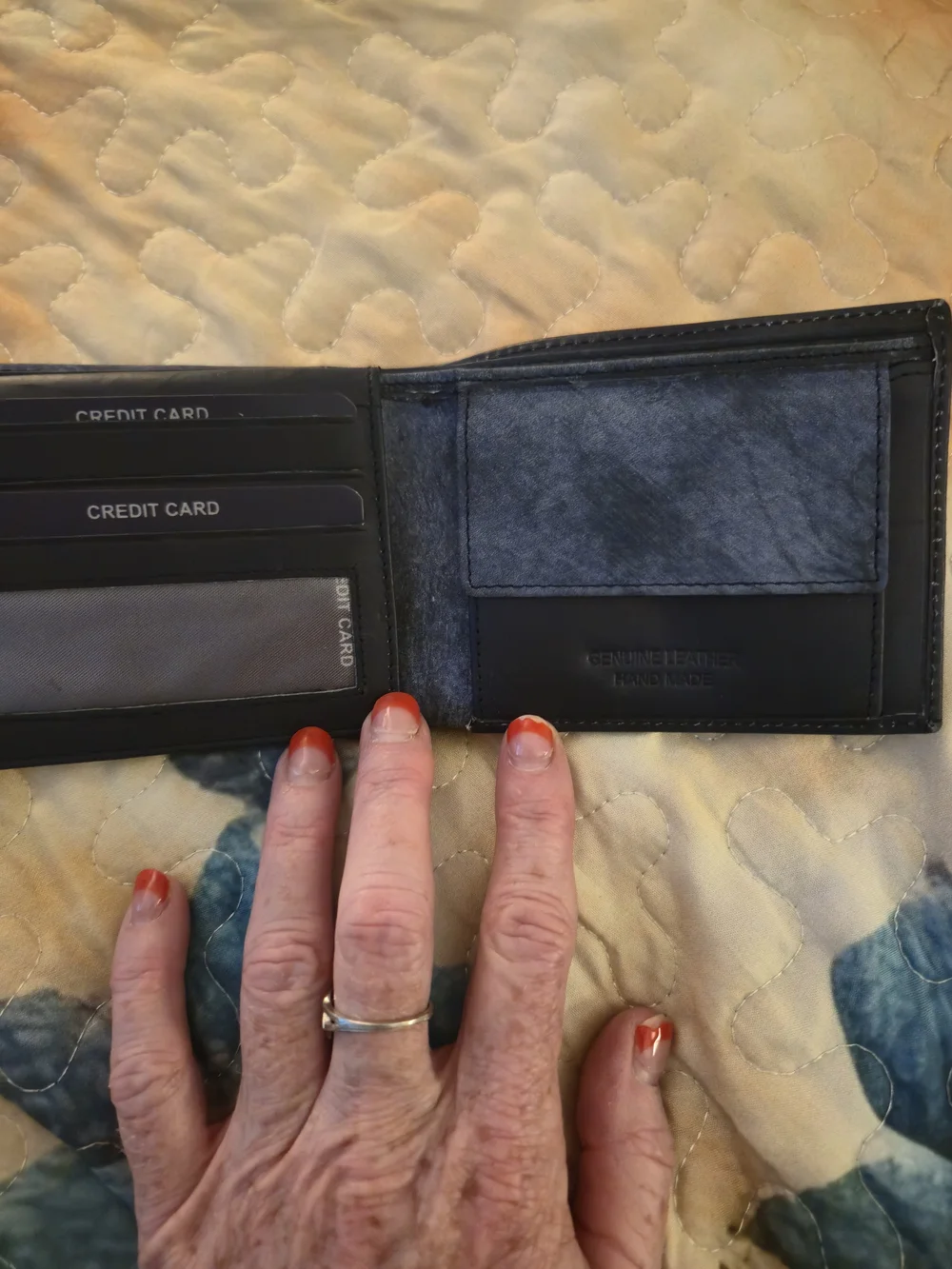Tommy Hikfiger Men's Black Genuine Leather Bifold Wallet